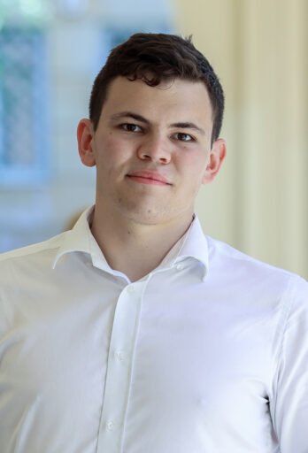 Adam Gomoła
