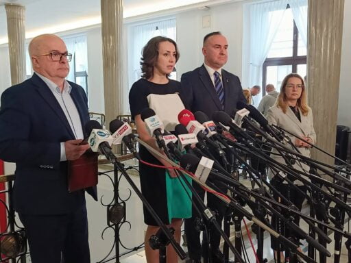 Nasza poprawka poprawi sytuację służby cywilnej!