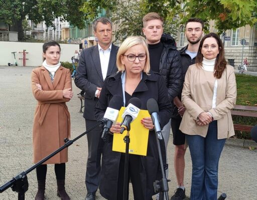 Paulina Hennig-Kloska: jesteśmy zobowiązani wspierać dzieci w&nbsp;świecie wirtualnym