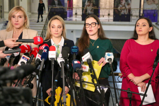 Trzy kroki Trzeciej Drogi do&nbsp;wyboru i  bezpieczeństwa kobiet 