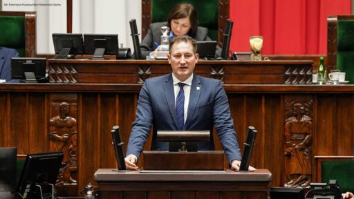 Polska 2050 pyta o&nbsp;miliard złotych na&nbsp;budownictwo społeczne
