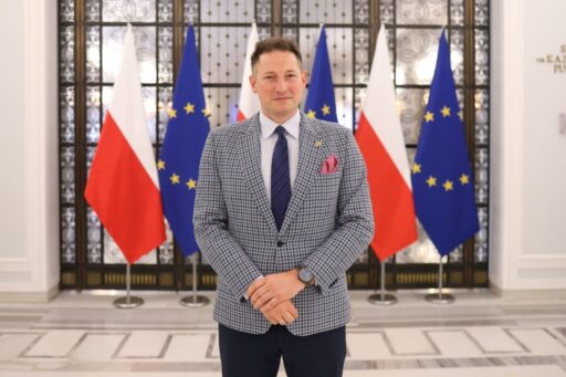 Polska 2050 ujednolica ochronę nabywców mieszkań – ustawa przegłosowana jednogłośnie