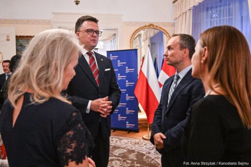 Spotkanie z&nbsp;Polonią – pierwszy punkt wizyty Szymona Hołowni w&nbsp;Szwajcarii