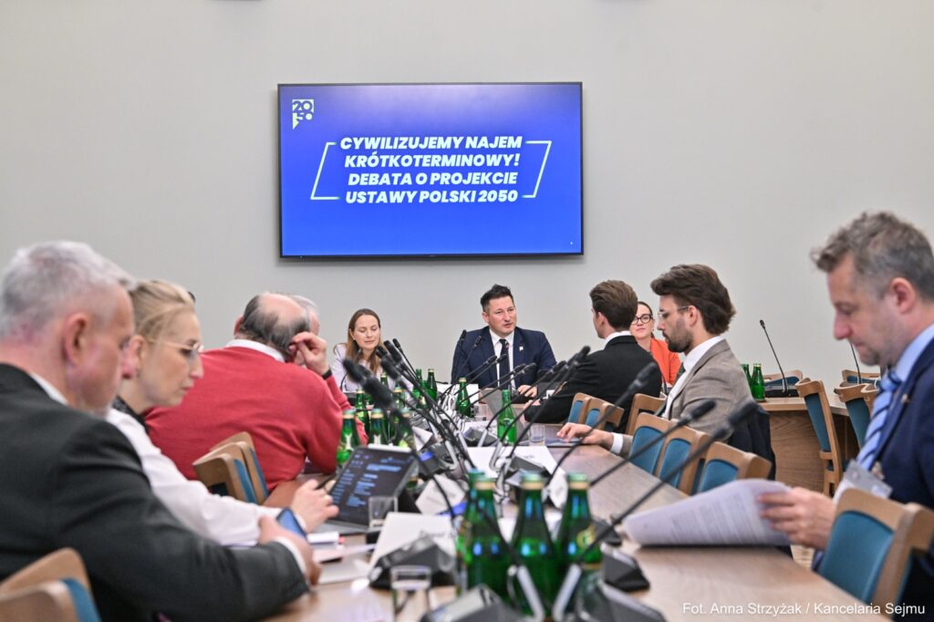 Najem krótkoterminowy wymaga zmian – debata nad projektem ustawy Polski 2050